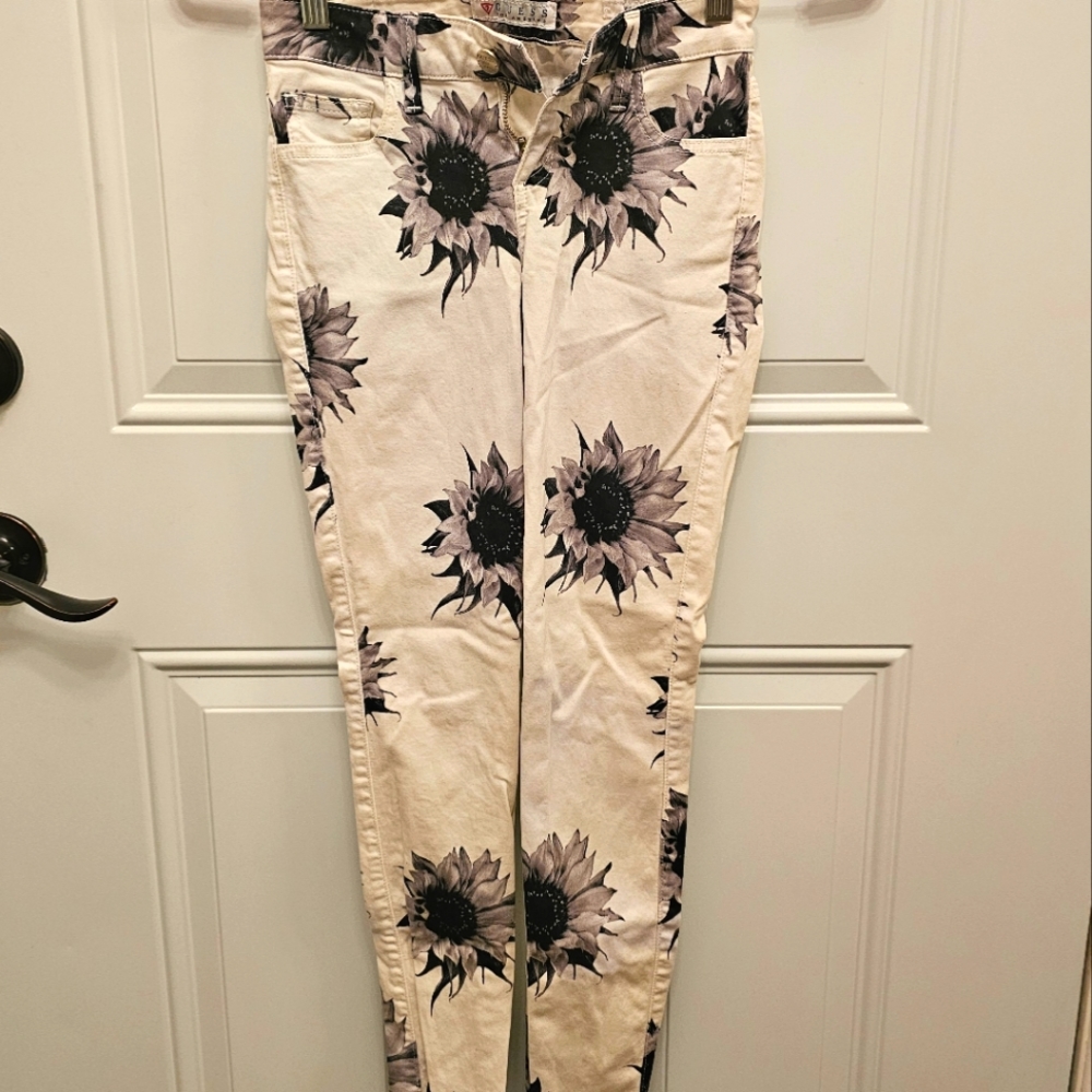 GUESS Jeans Kate Legging White Sunflower Pants Size 23
